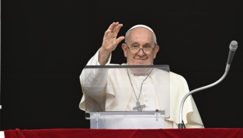 Papa Francisco: Sigamos el camino indicado por Jesús y realicemos obras de amor